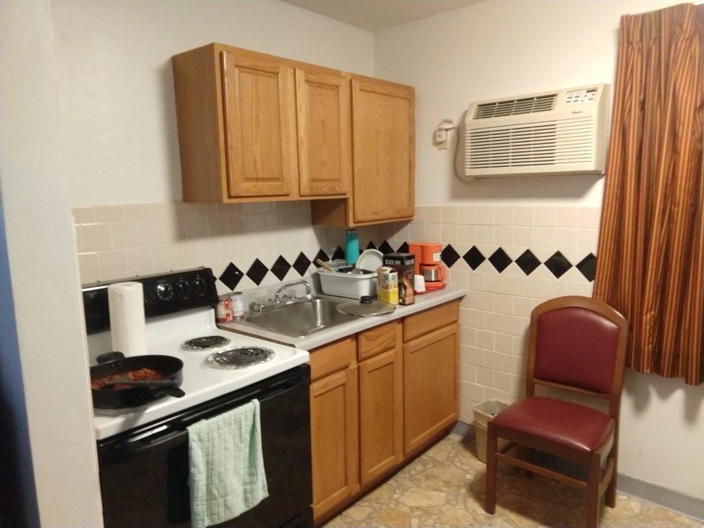 I used the full kitchen in our motel room to make turkey chili